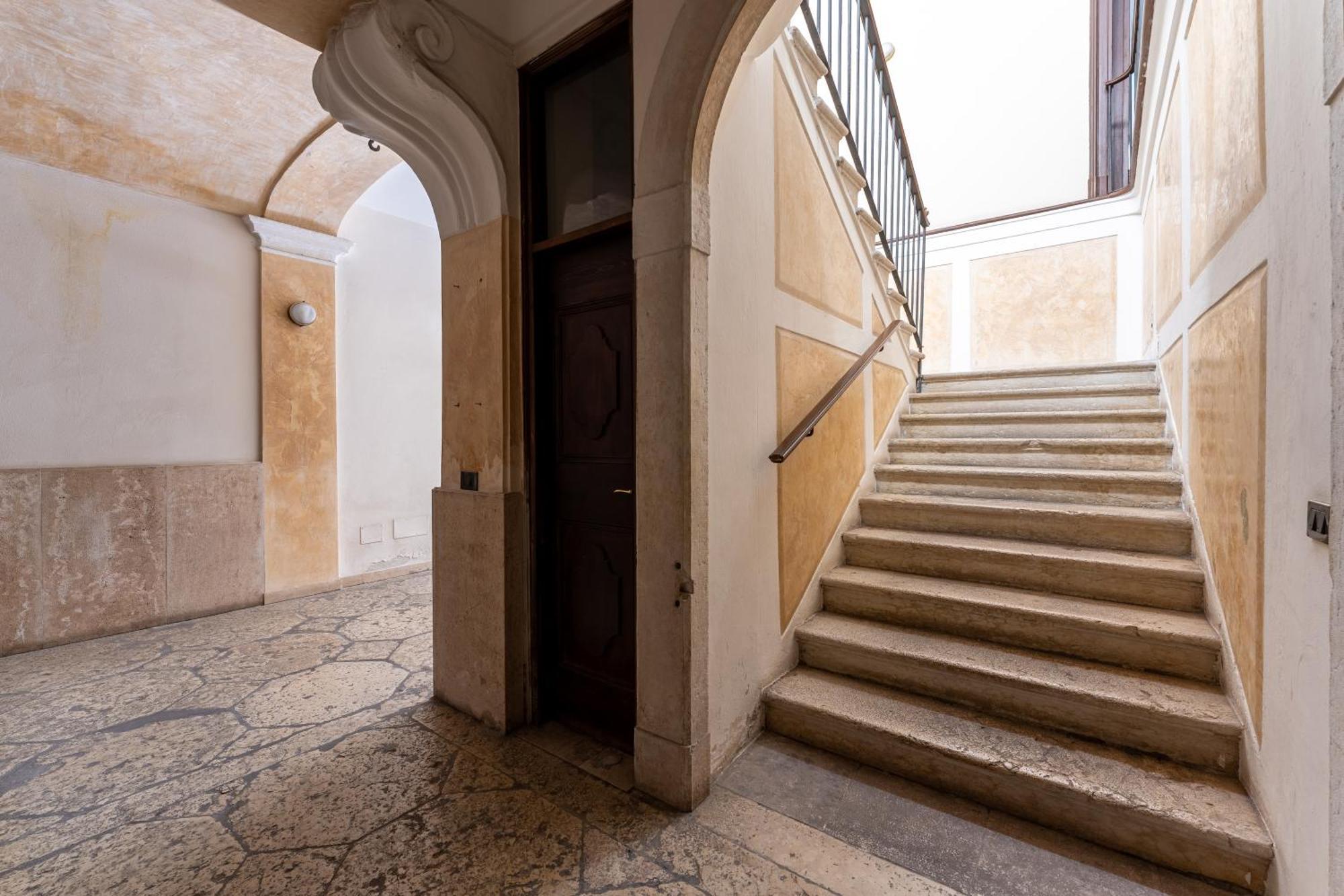 Casa Preziosa - Salo Lägenhet Exteriör bild
